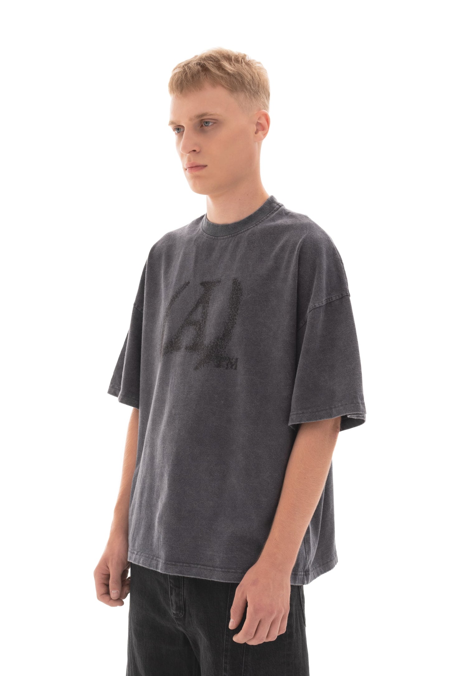 Футболка Scratched Monogram